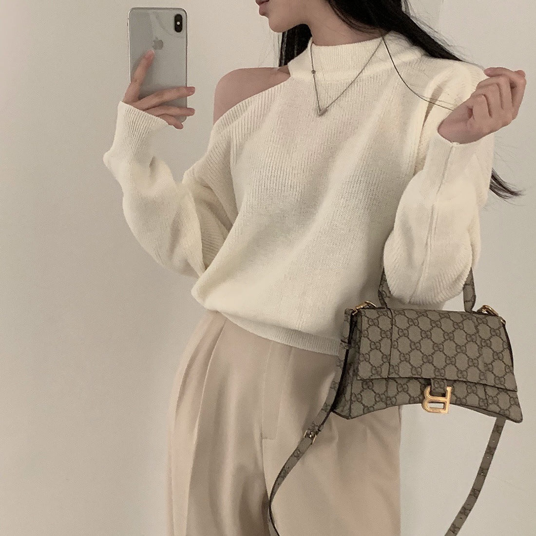 Retro Crew Neck Hollow Out Shoulder-baring Loose Sweater
