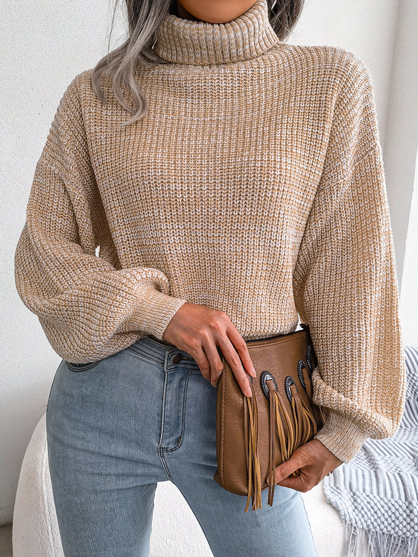 Women Mixed Color Lantern Sleeve Turtleneck Knit Sweater