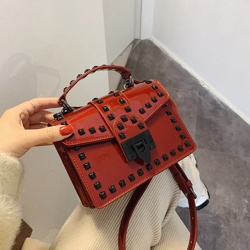Small square bag patent leather rivet shoulder bag