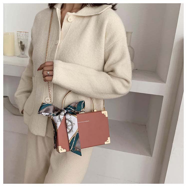 Chain Single Shoulder Messenger Bag