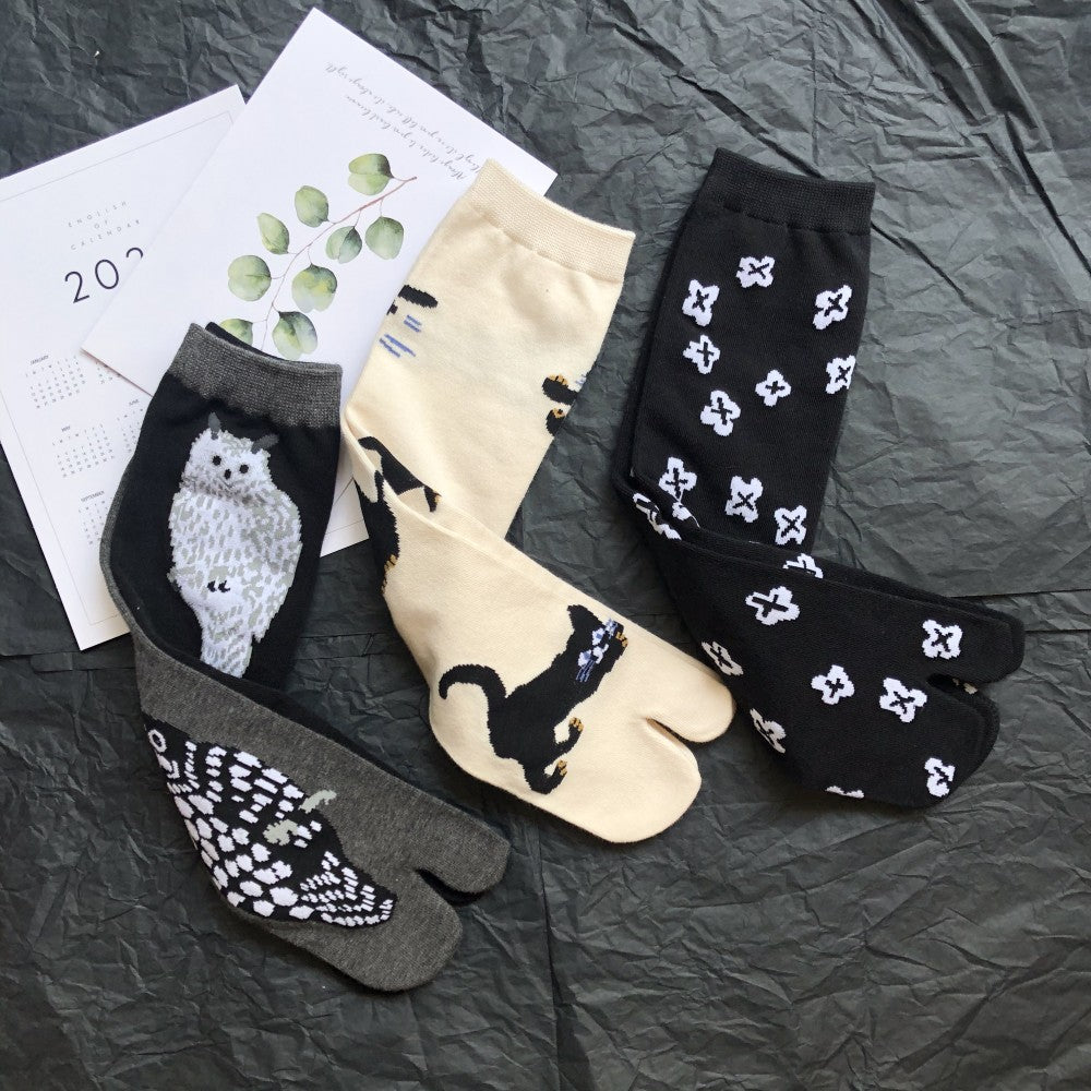 Women's split toe jacquard socks