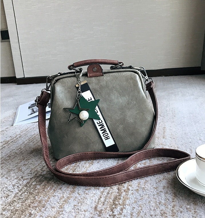 Bag female summer and autumn new fashion handbags trend line retro ladies shoulder bag wild slung portable doctor bag