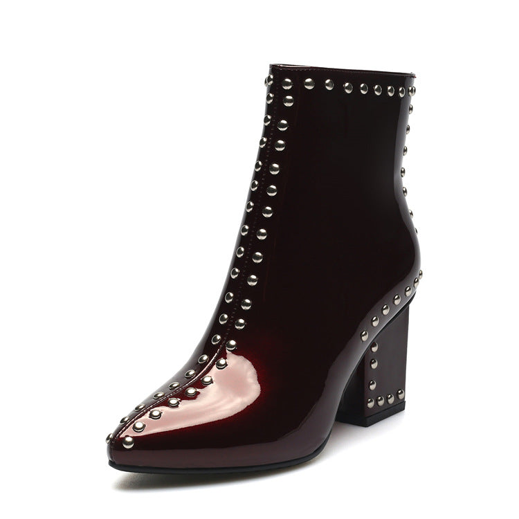 Pointed high-heeled Martin boots