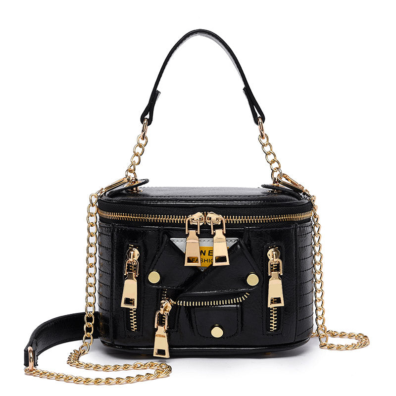 Popular chain bag