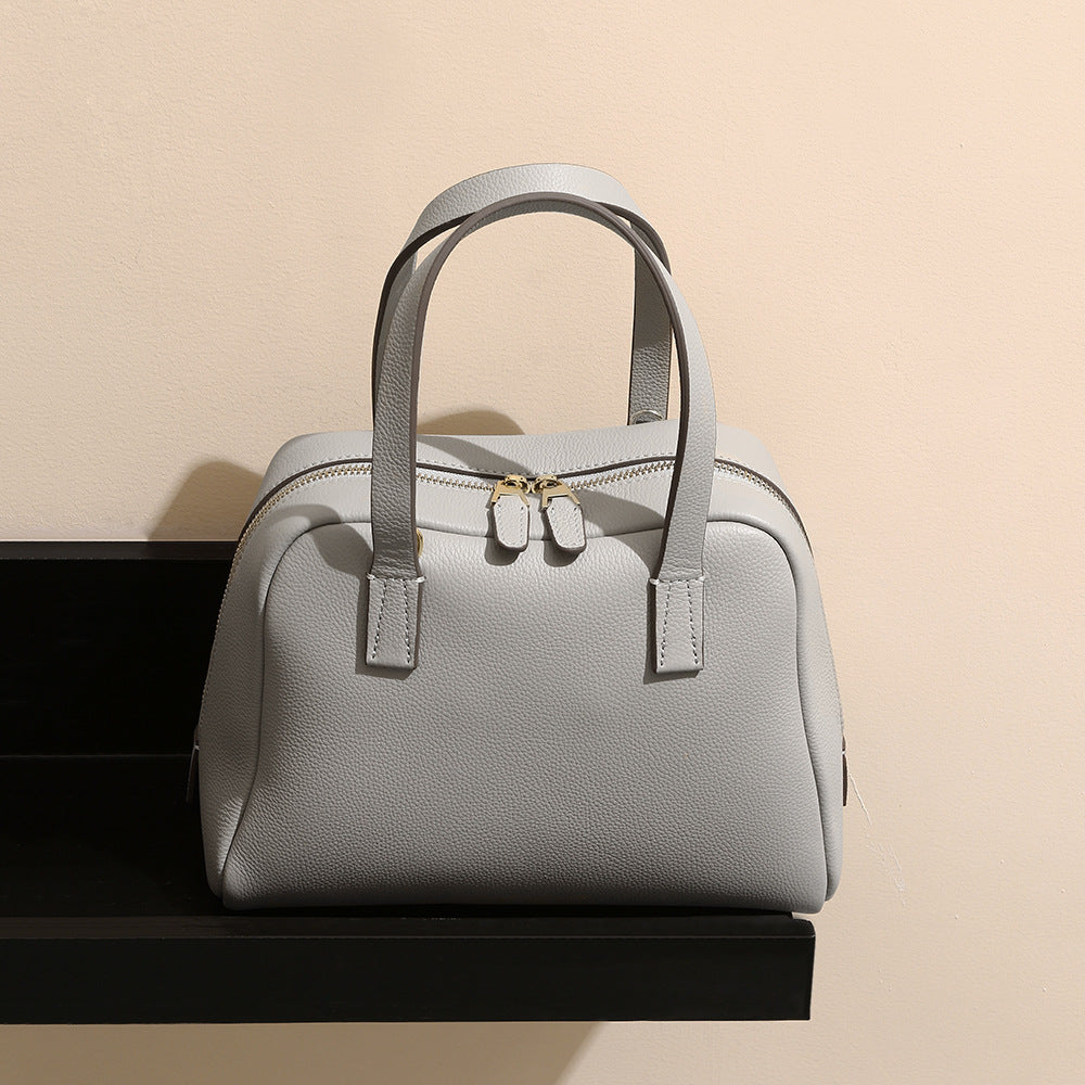 Versatile Large Capacity Crossbody Simple Retro Fashion Handbag