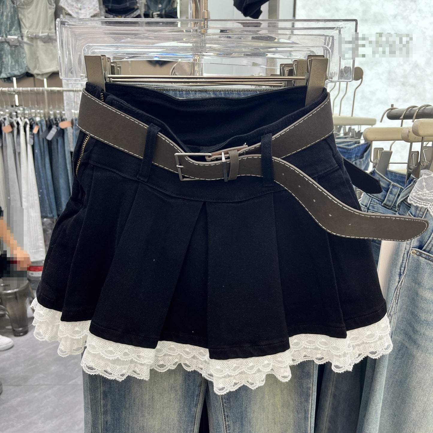 Design Lace Stitching Skirt