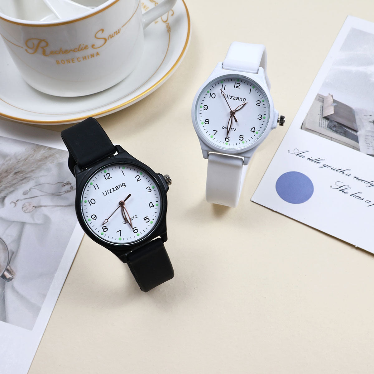 High-fashion Watch Designed Specifically For Female Middle And High School Students