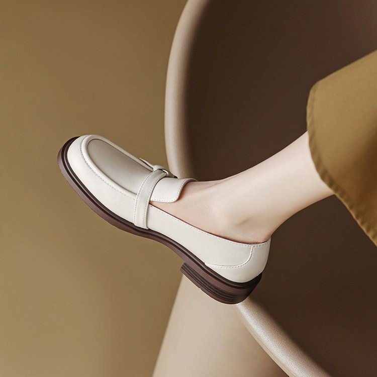 Autumn And Winter Round Toe Low Heel Slip-on Casual Women's Shoes