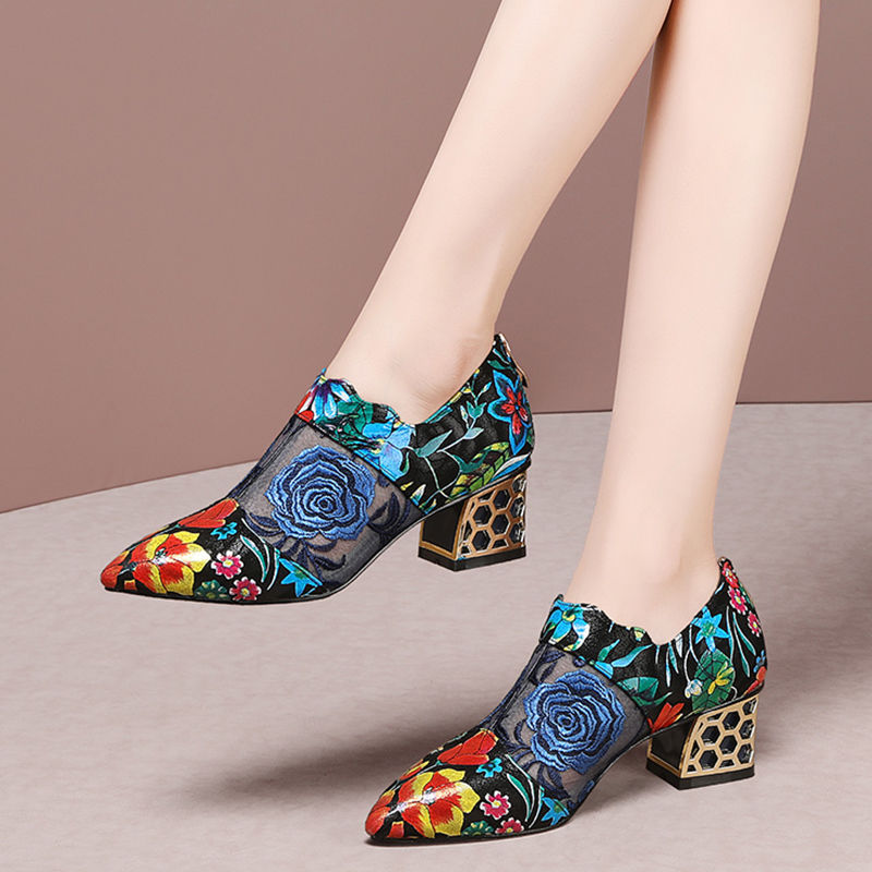 Ethnic Wind Rhinestone Mid-heel Mesh Slippers