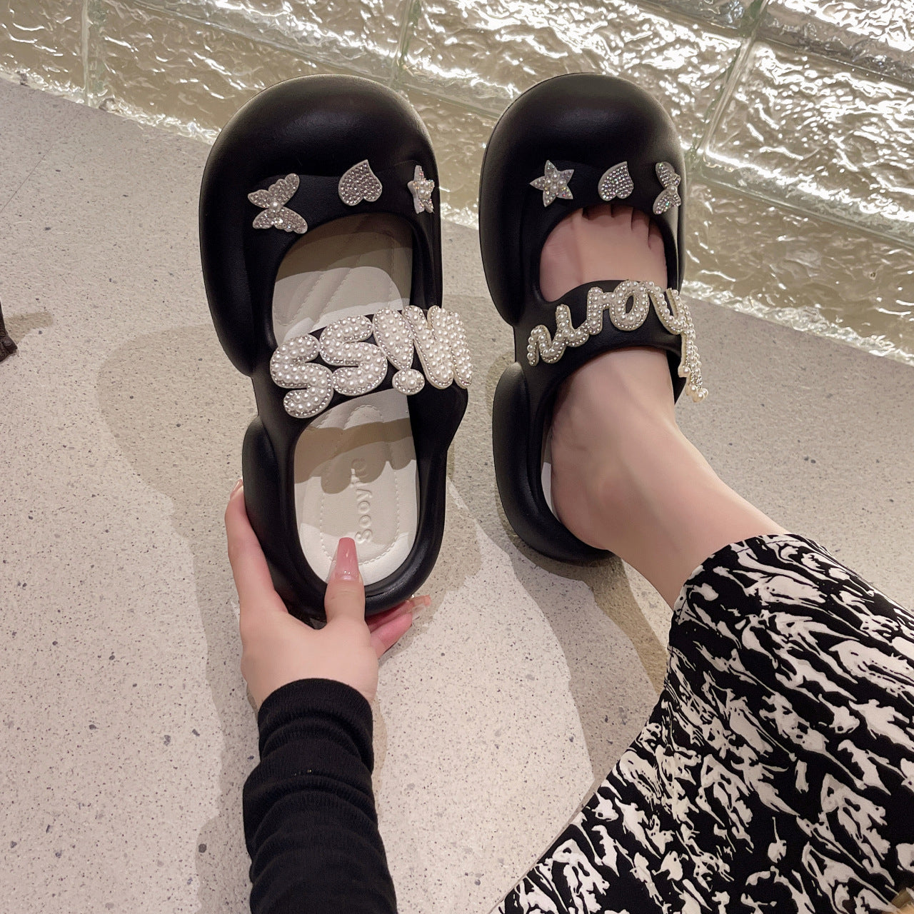 Candy-colored Slippers Thick-soled Muffin Outdoor Wear Mary Jane Breathable Student