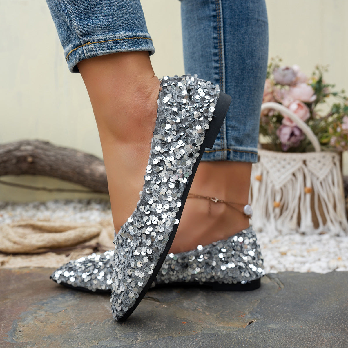 Pointed-toe, Shallow-mouth, Flat-soled Casual Women's Shoes