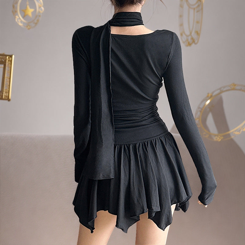 French-style Off-shoulder Pleated Halter-neck Long-sleeve Dress