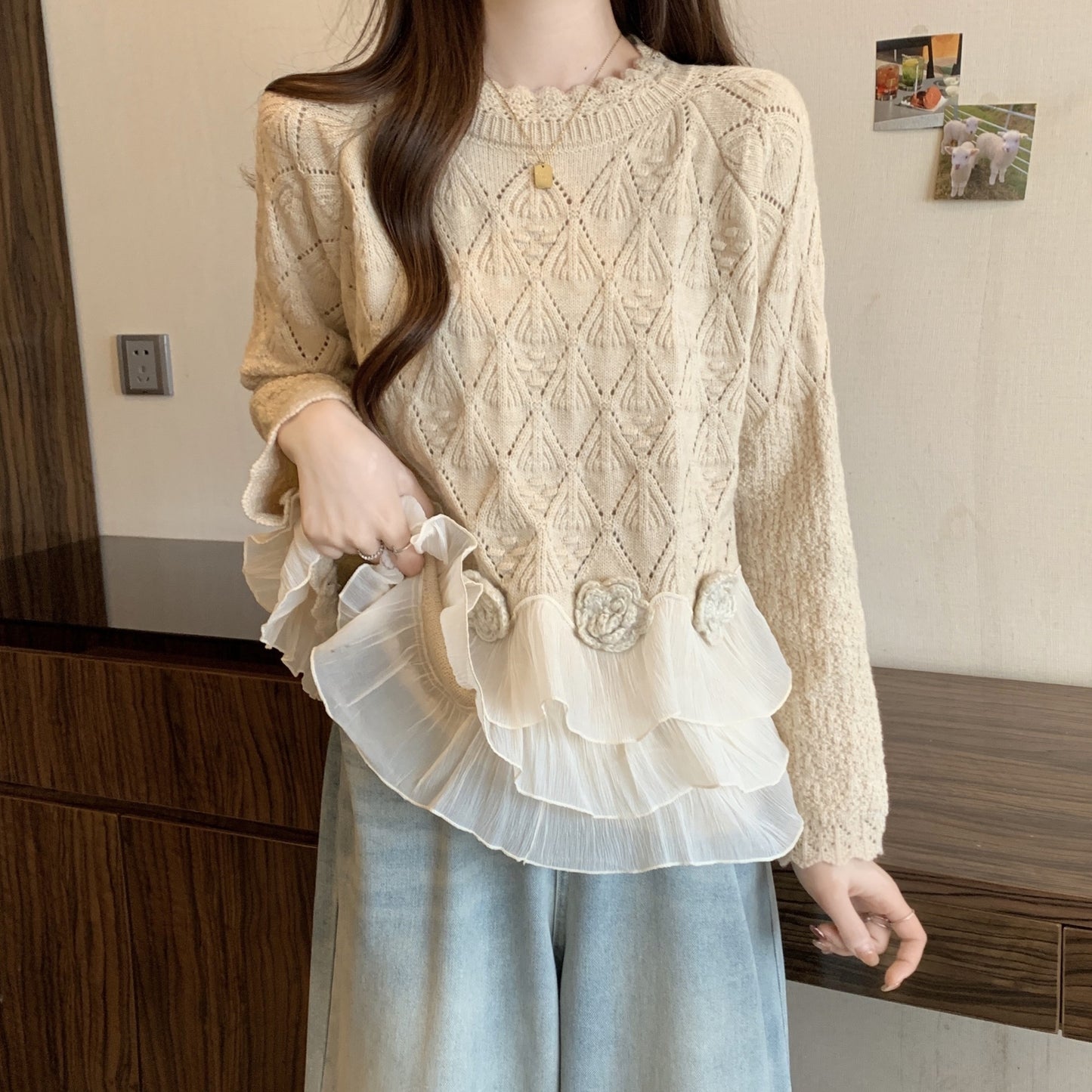 Women's Casual Loose Slimming Rose Lace Edge Sweater