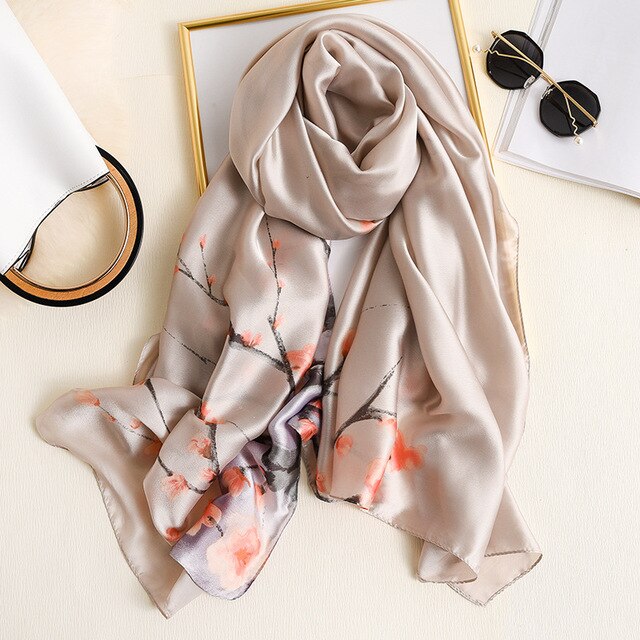 Scarf Ladies Versatile Ginkgo Leaf Long Sunscreen Silk Scarf Dual-Use Warm Shawl