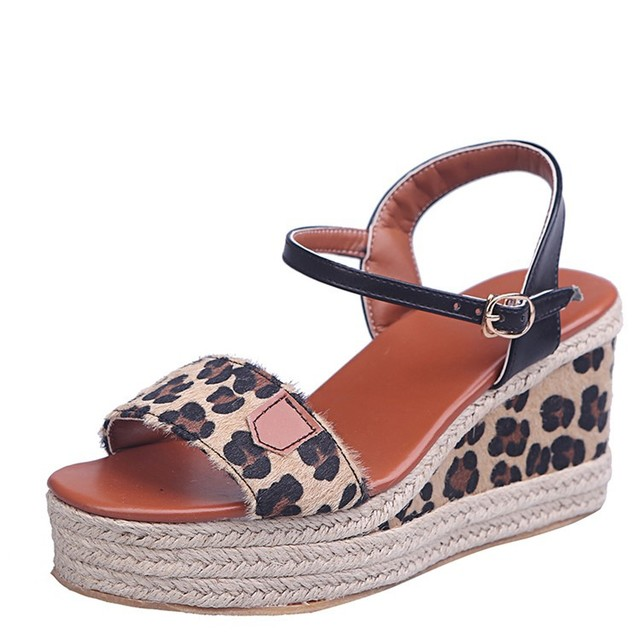 Women's shoes with thick bottom