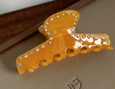Female Versatile French Large Acetate Gripper