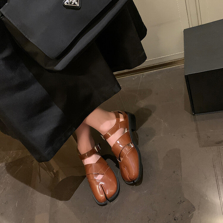 Women's Split-toe Hollow-out Flat Leather Shoes