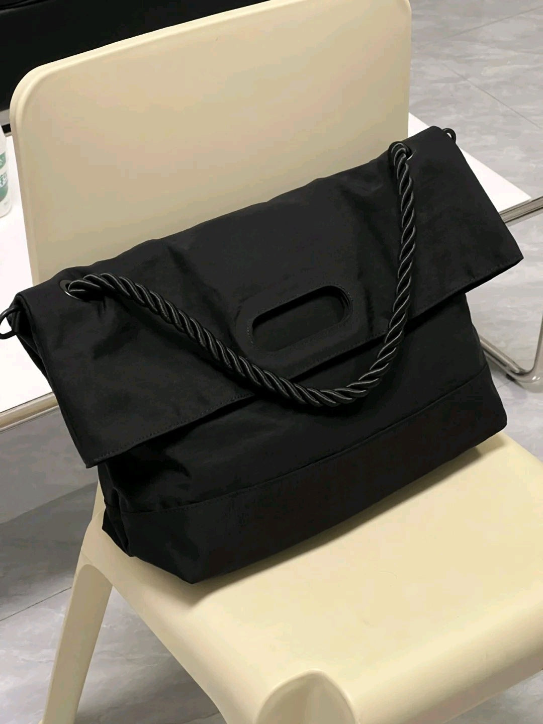 Nylon One-shoulder Crossbody Messenger Bag New College Students Class Large Capacity Totes