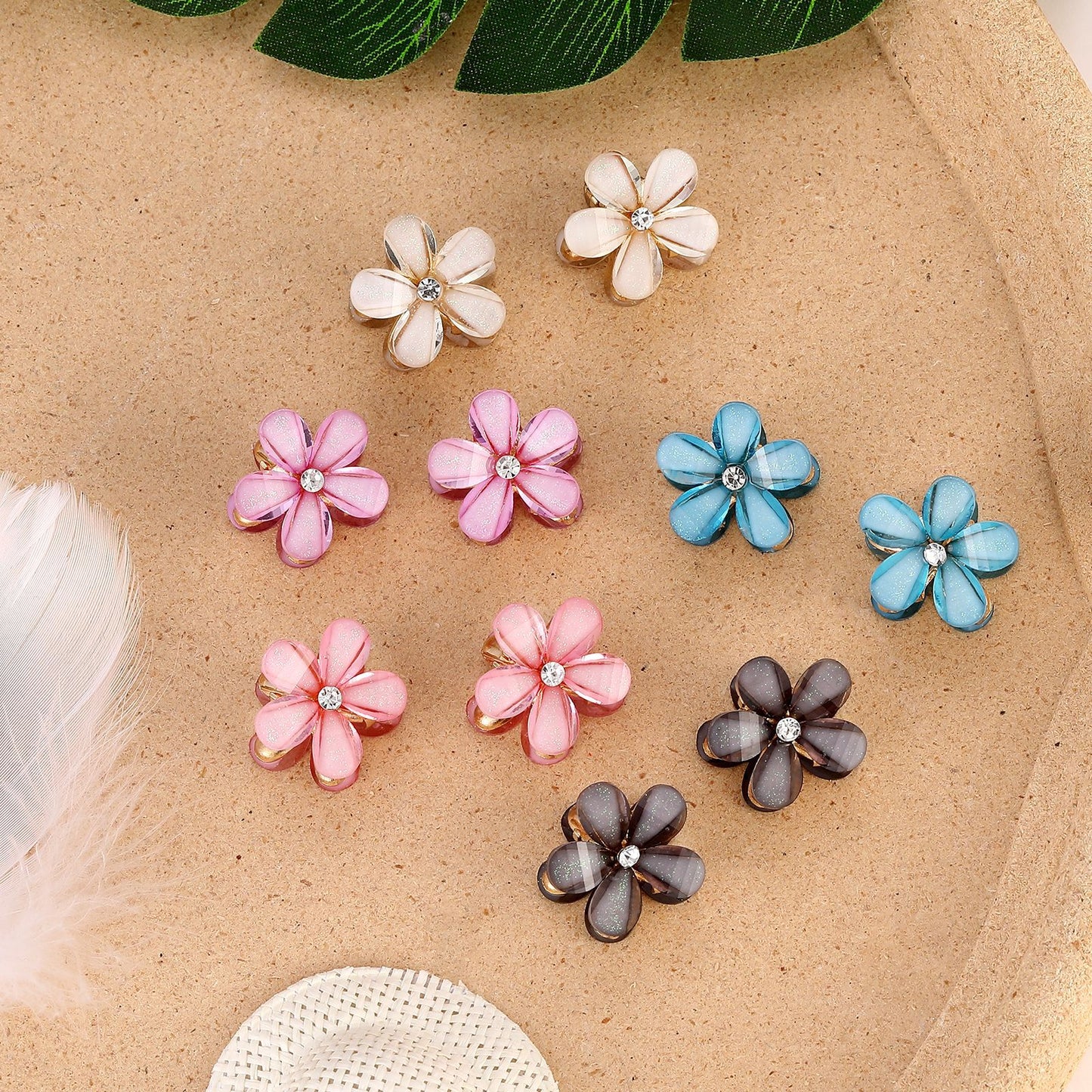 Rhinestone Cat Eye Bang Clip Forehead Temperament Grip