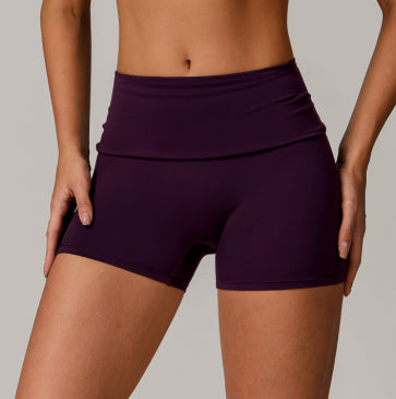 Foldede højtaljede hurtigtørrende yogashorts til kvinder