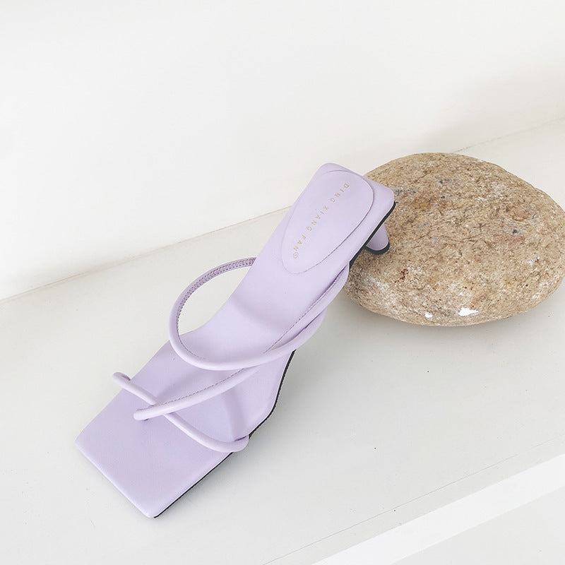 Outdoor slippers with square head