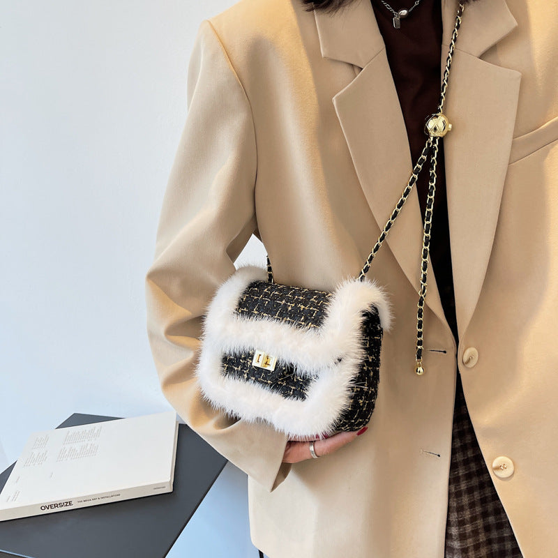 Checked Plush Side Small Gold Bead Metal Small Square Bag