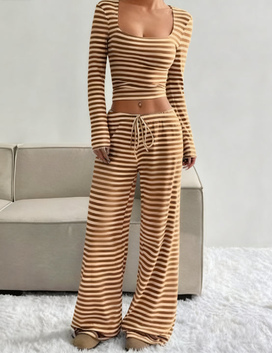 Women's Versatile Striped Knitted Slim Fit Suit