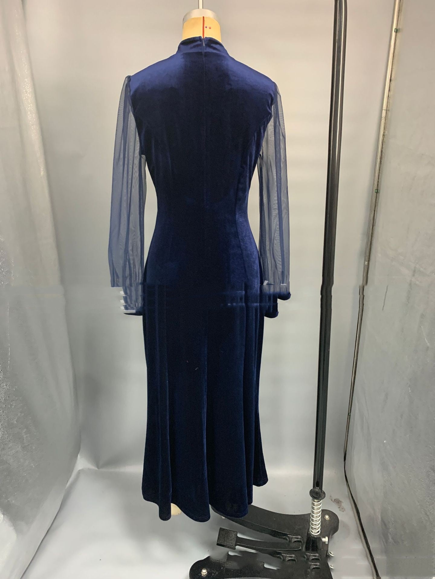 Elegant Navy Blue Waist-cinching Dress