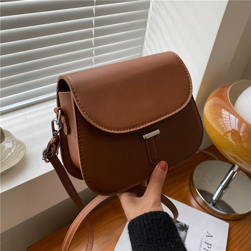Women's All-match One Shoulder Saddle Bag
