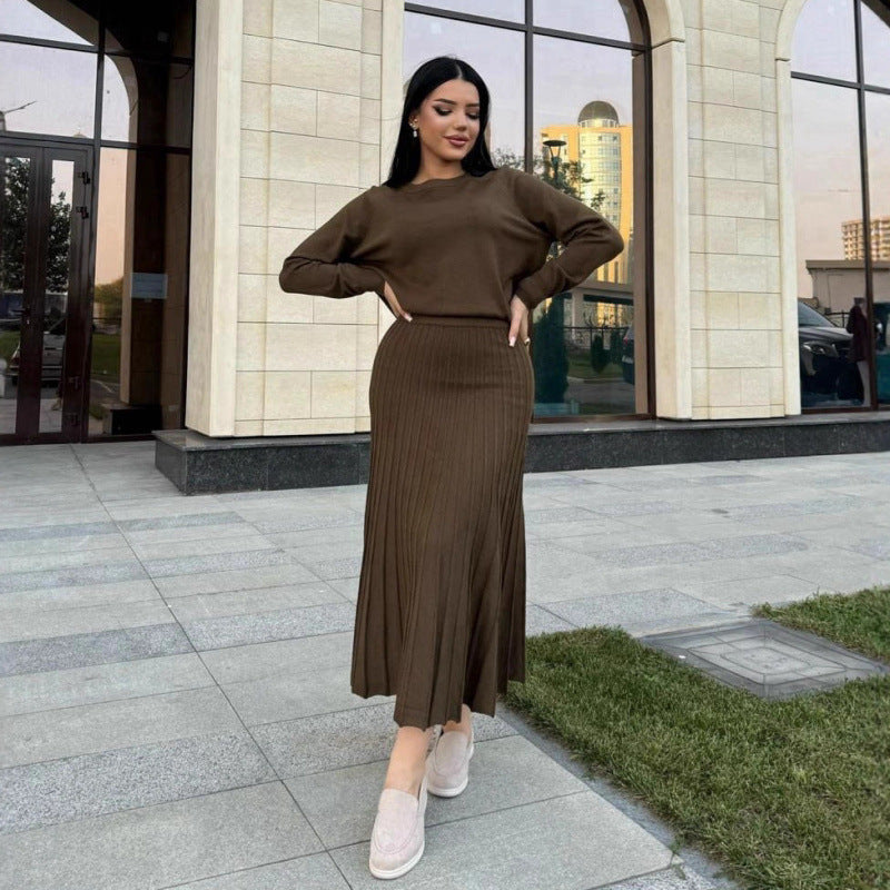 Women's Fashion Round Neck Solid Color Long Sleeved Pleated Skirt Set