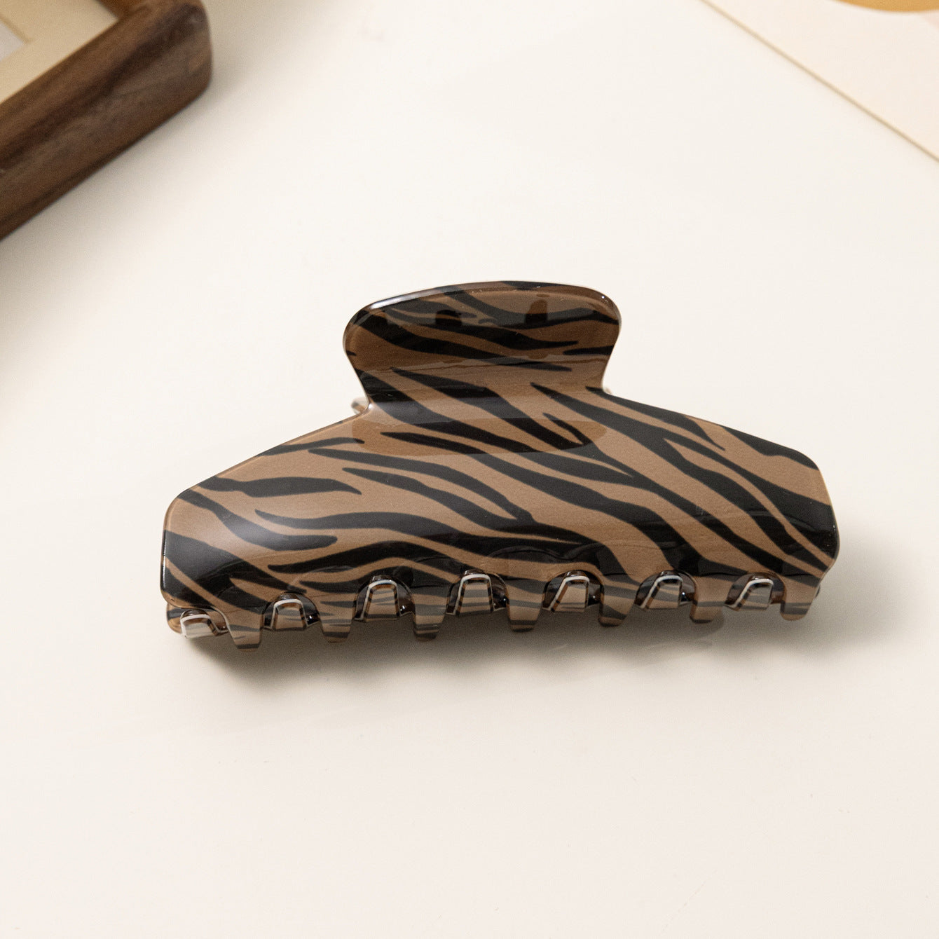 Retro Zebra Pattern Large Grip