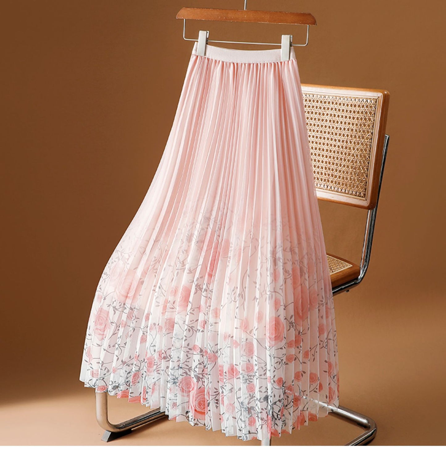 New Floral Chiffon Skirt Mid-length Flowing And Pleated