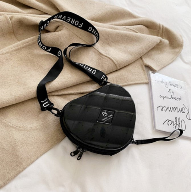 Large capacity slant bag