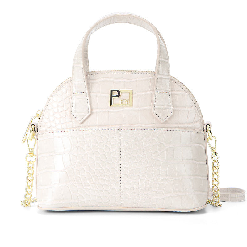 Large capacity shoulder bag