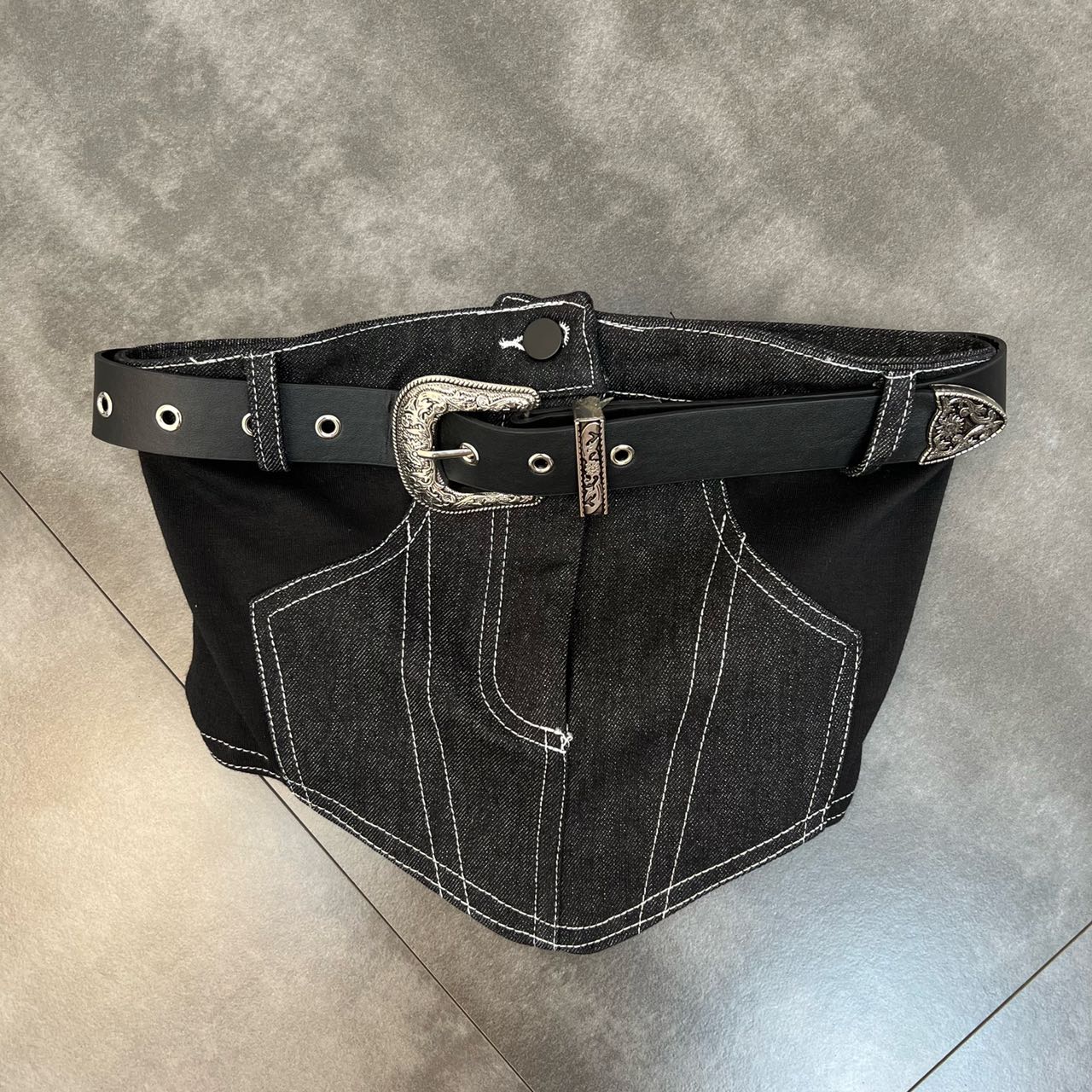 Metal Waistband With Decorative Stitching For A Slimming Bra