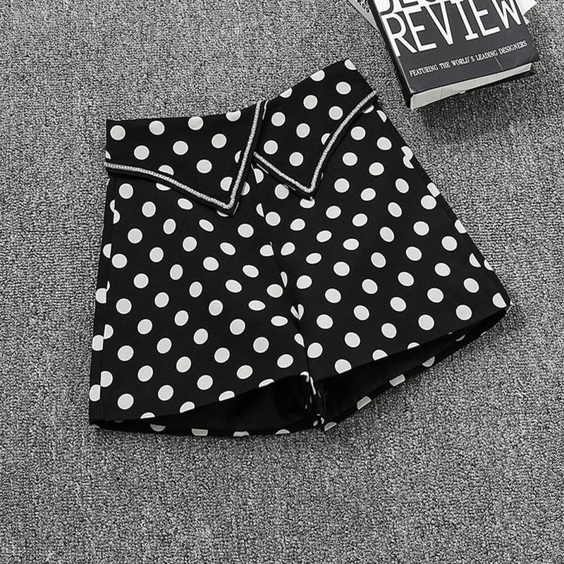 Manchetterede højtaljede wide leg habitshorts