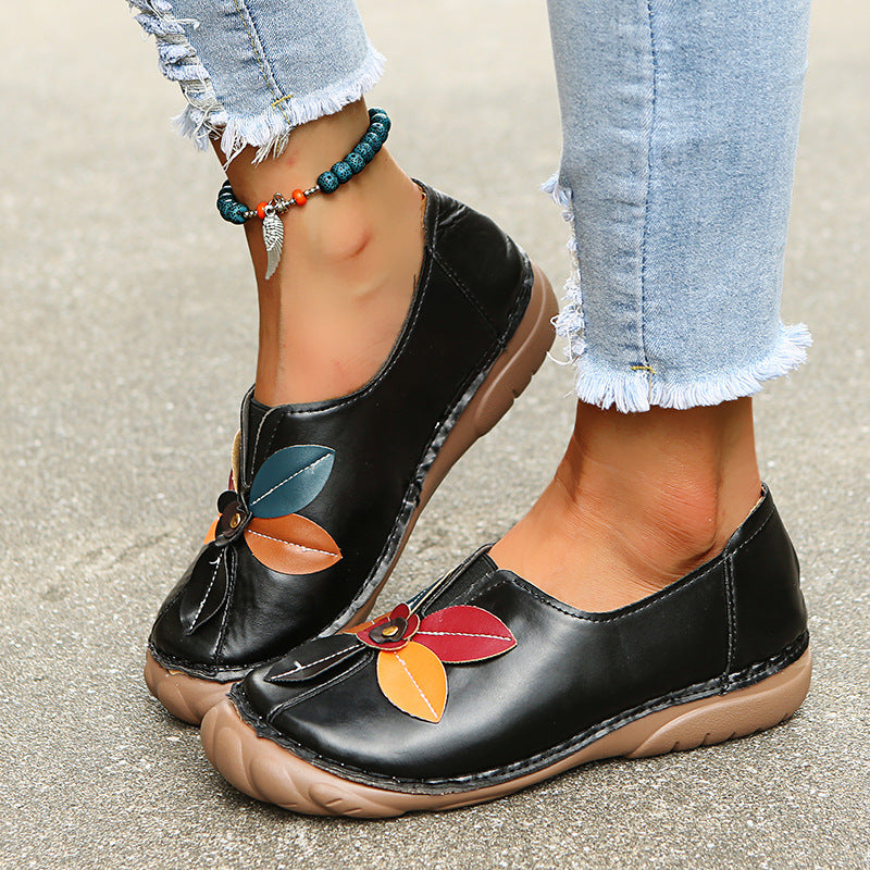 Retro Flower Round Toe Low-Top Loafers