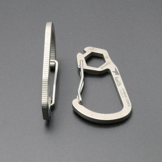 Pure titanium outdoor carabiner