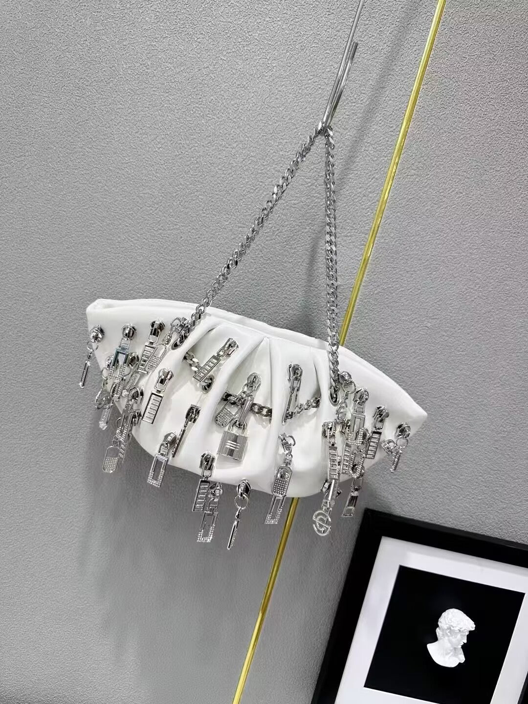 Niche Chain Cloud Shoulder Crossbody Metal Handbag