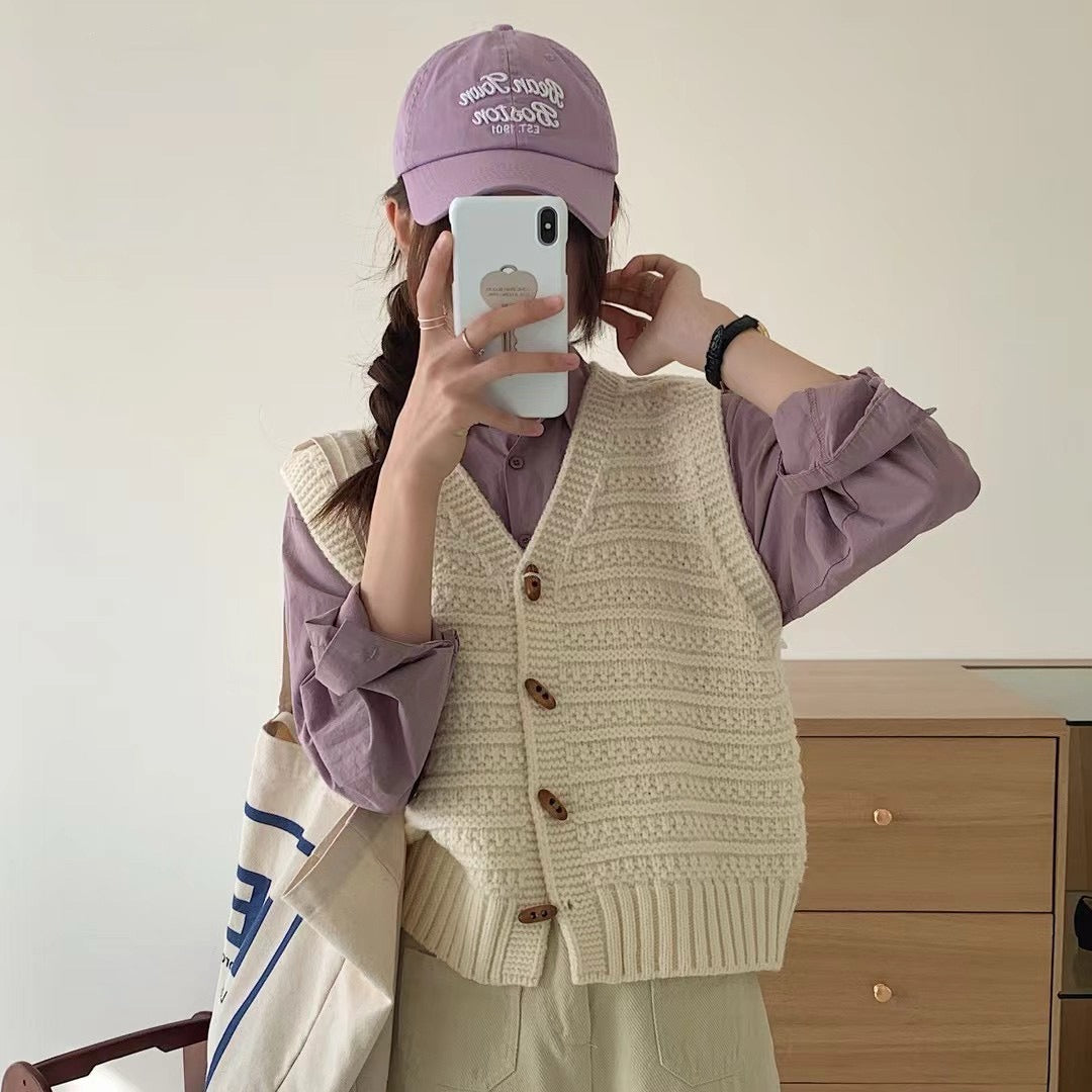 Horn Button Design V-neck Three-dimensional Pattern Cardigan