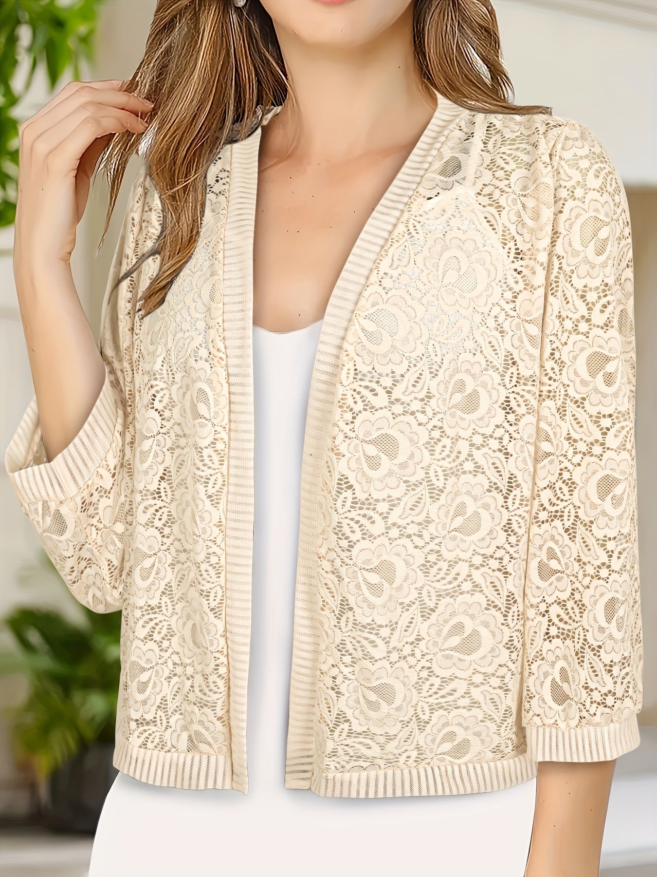 Womens Stylish V-neck Top With Three-quarter Sleeves