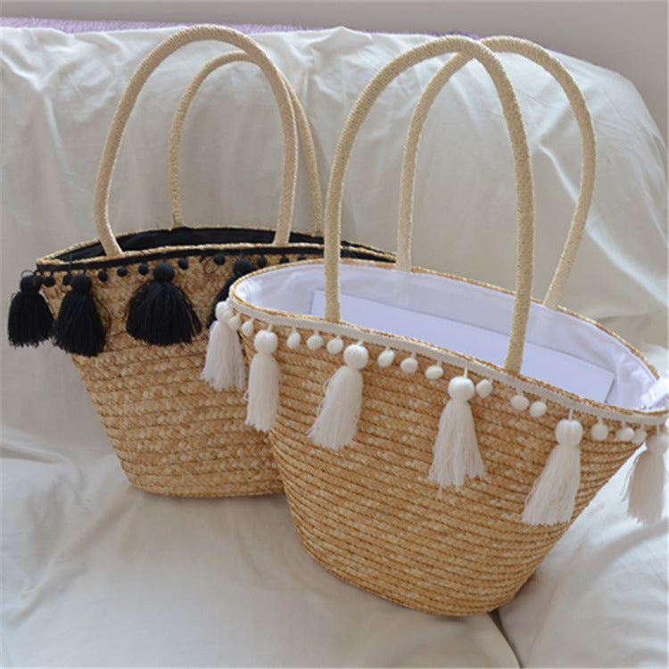 Female hand-woven tassel shoulder bag
