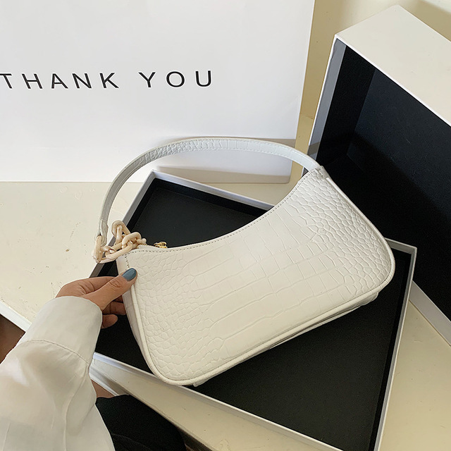 Versatile women's shoulder bag