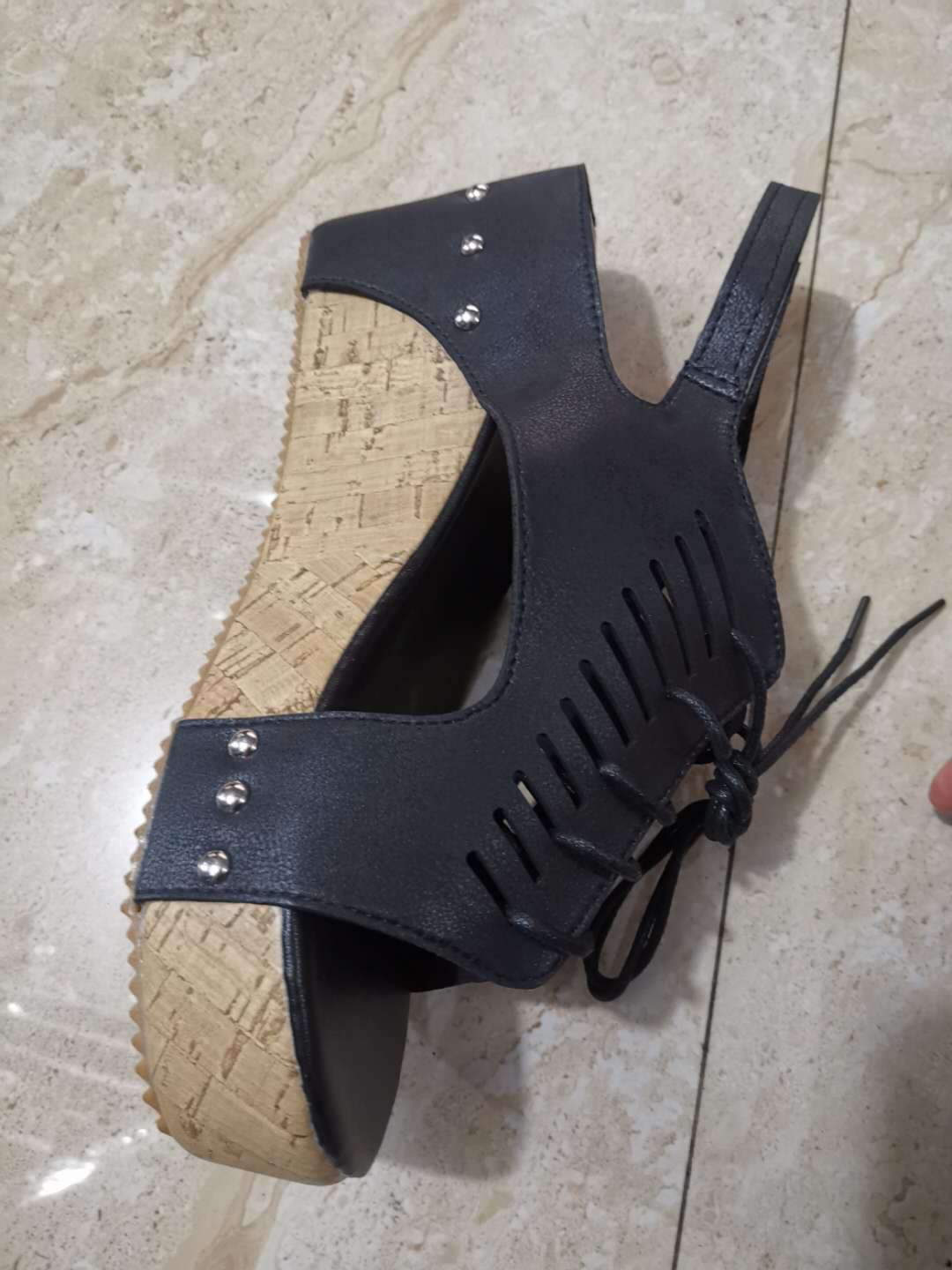Fish mouth roman hollow sandals