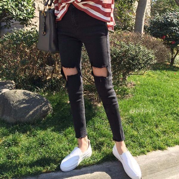 Female ripped skinny black beggar pencil pants