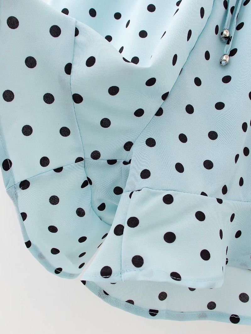 In summer , polka dot with floured flaring dot shorts