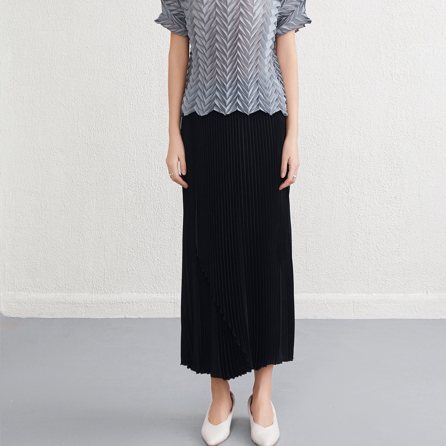 Women's Pleated Skirt High-end Drape