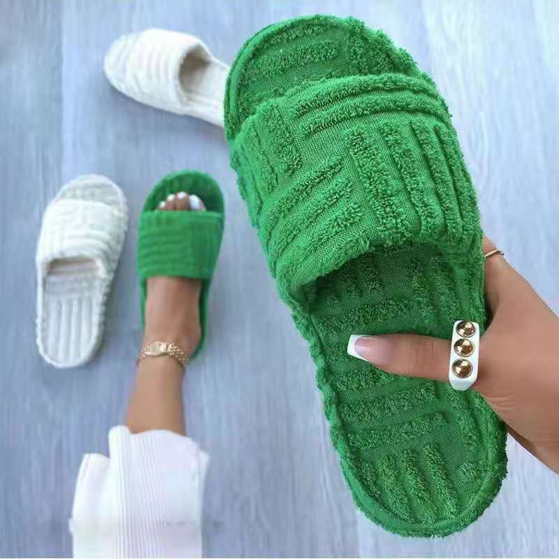 Women's Plus Size Thick-soled Warm Plush Slippers