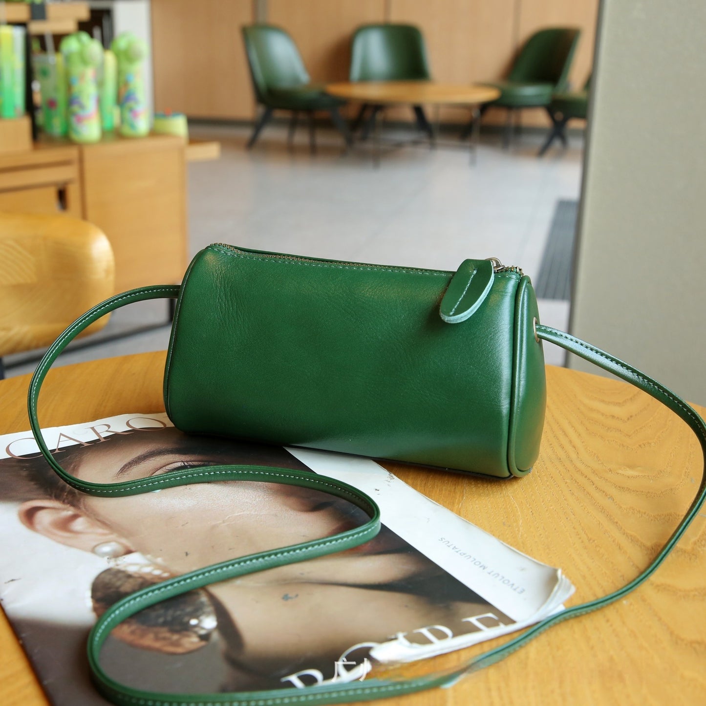 Women's Bag Simple Fashion Advanced Retro Crossbody Versatile
