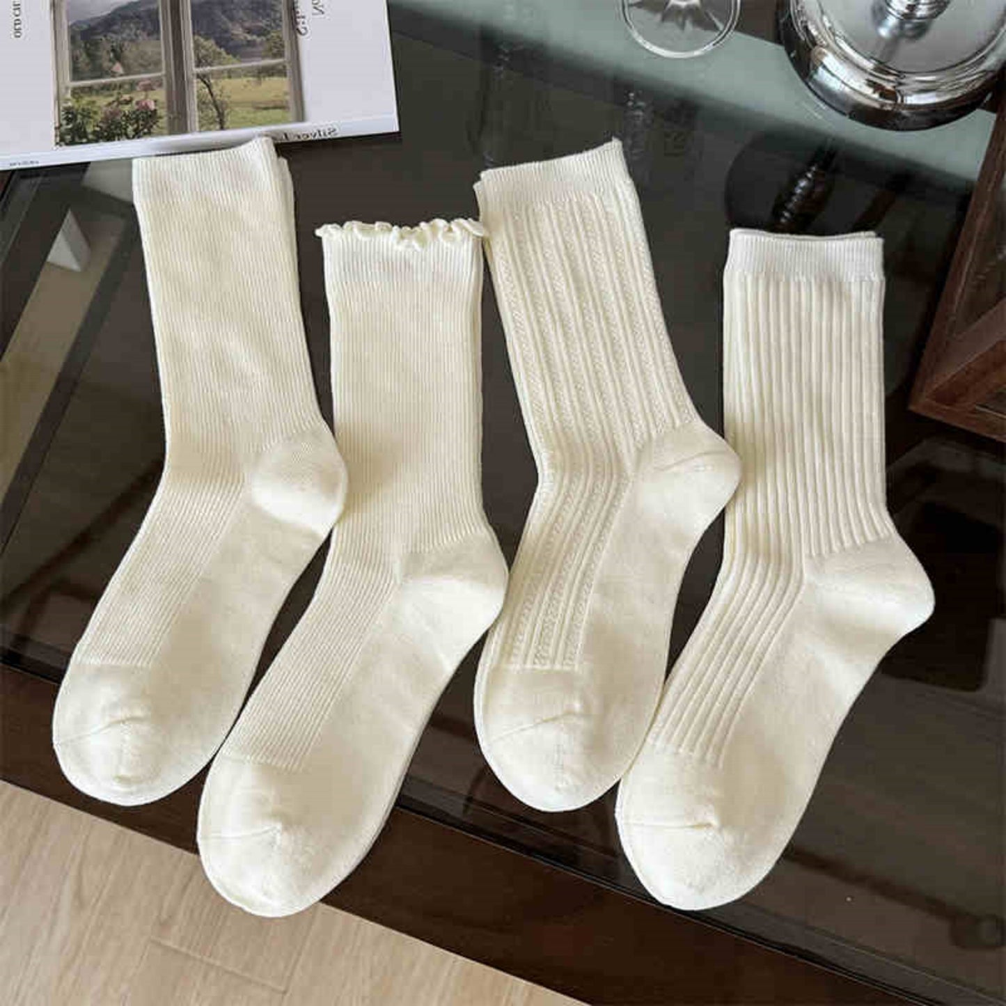Ear Fungus Edge Mid Tube Socks For Spring And Autumn Styles